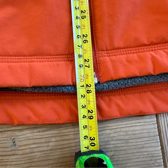 L.L. Bean Orange Lined Full Zip Vest Men’s Size XL Tall - Picture 9 of 14
